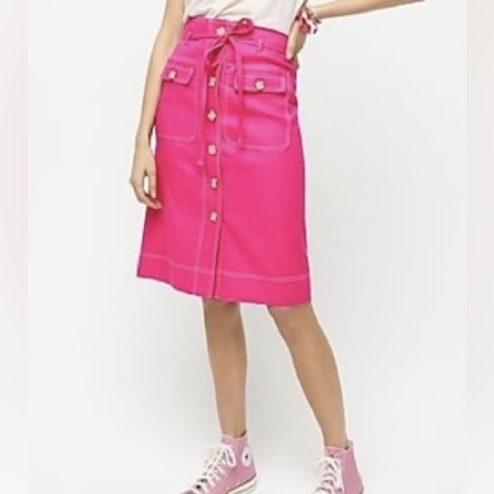 J.Crew button-up skirt with removable belt size 0 NWT style AK084 Color Fuchsia